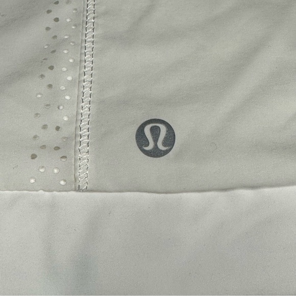 Lululemon Athletica Zip up white jacket / running / breathable holes Size 8 - Picture 7 of 16